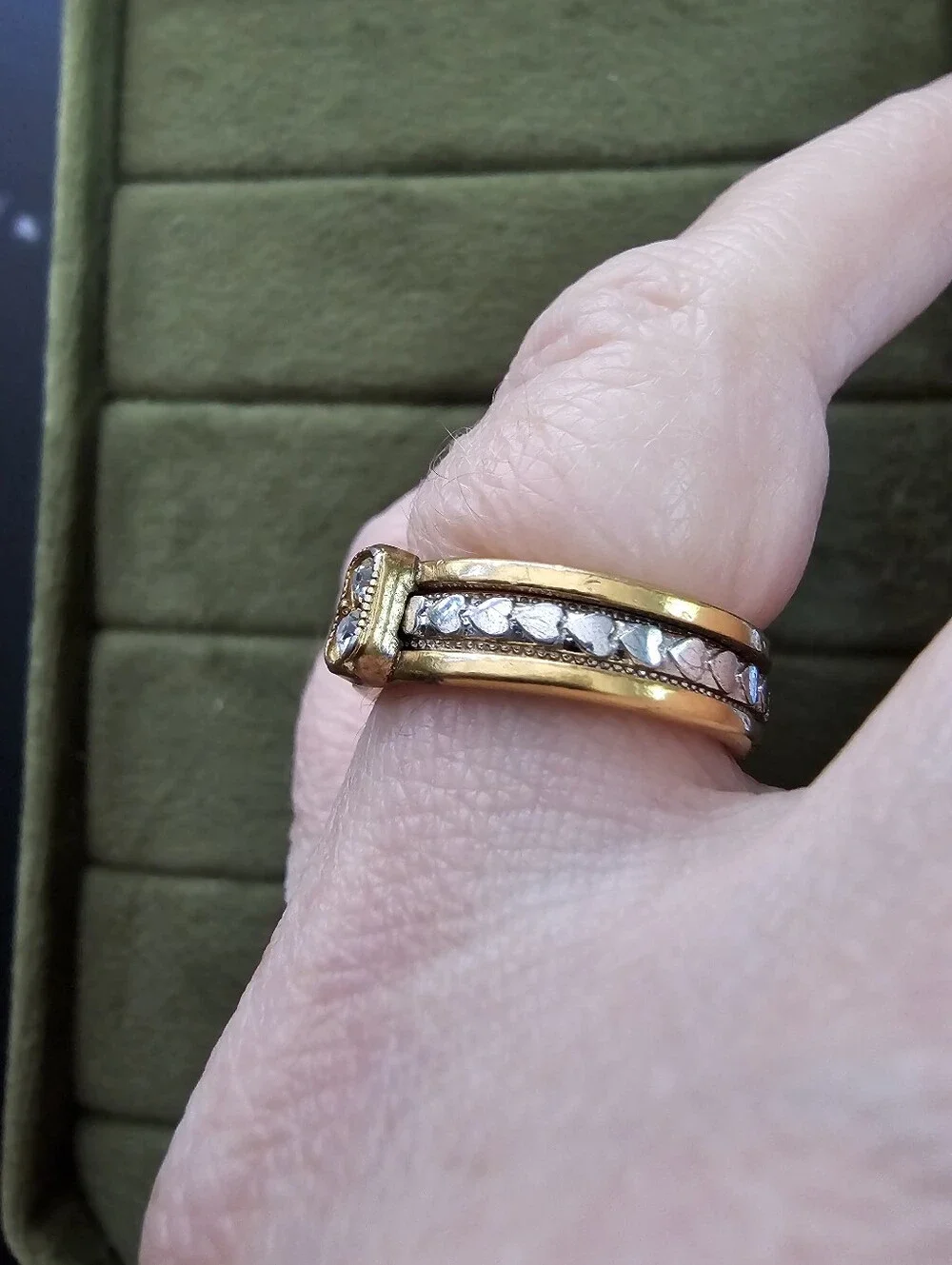 Vintage Avon Ring Size 6